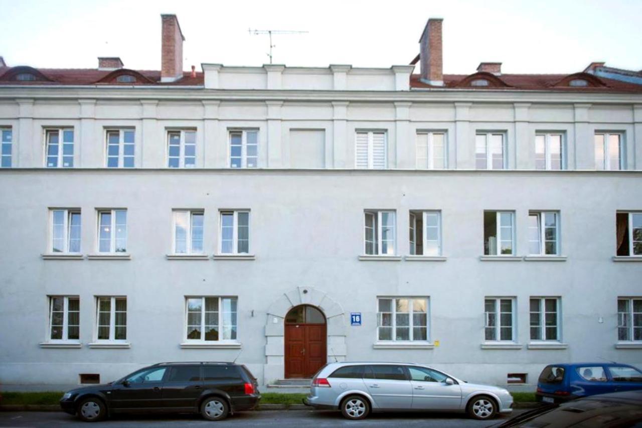 Stylowy Apartament W Kamienicy Chelm Exterior photo